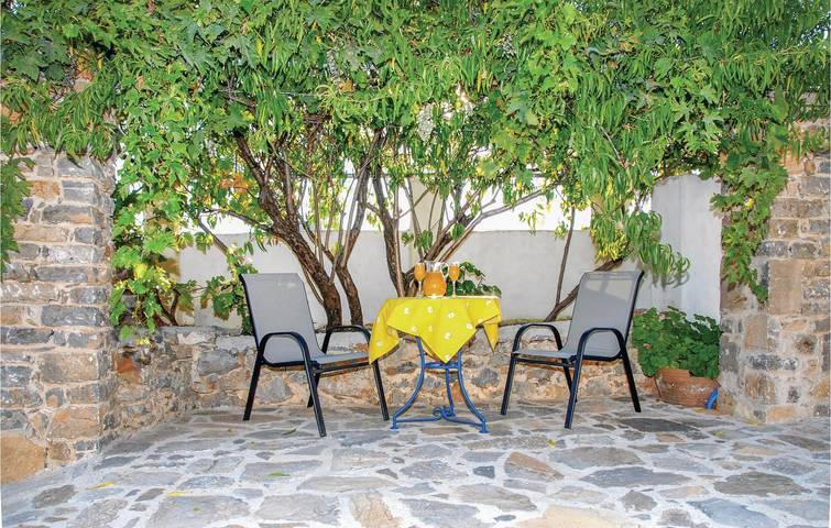 Location de vacances pour 4 personnes, avec jardin et piscine à La Canée - 4