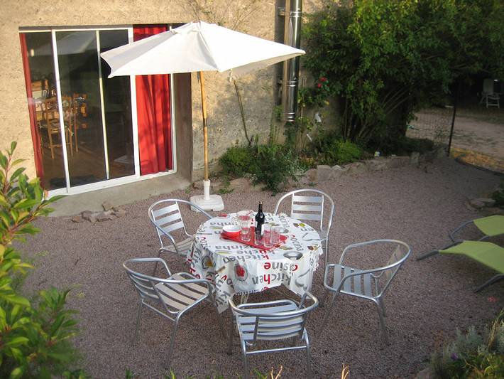 Gîte pour 15 personnes, avec jardin et terrasse dans Allier - 2