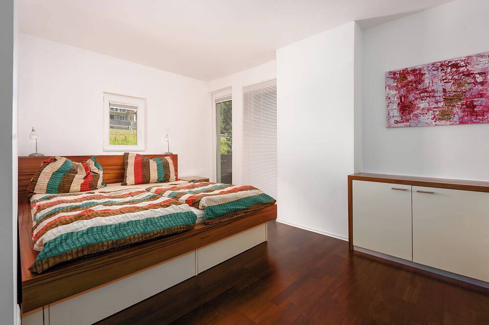 Ganze Wohnung, Exklusives Apartment am Ufer des Ossiacher See – mit Seezugang in Treffen am Ossiacher See, Gerlitzen
