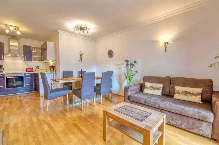 Ferienwohnung für 8 Personen, mit Terrasse und Pool in Piesendorf - 2