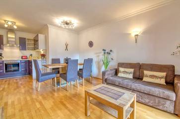 Vakantieappartement voor 8 Personen in Piesendorf, Bundesland Salzburg, Afbeelding 1