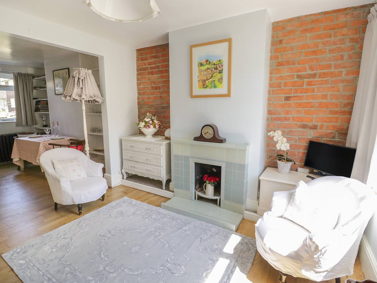 Meadow View in Farnborough, Warwickshire