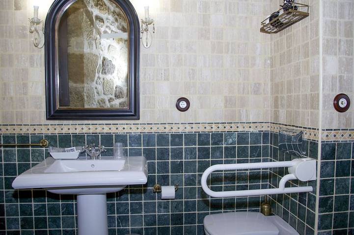 Ganze Wohnung, Apartment In A 16Th Century Manor House In Labastida in Labastida Bastida, Álava