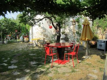 Chambre d’hôte pour 2 personnes, avec jardin dans les Bouches-du-Rhône