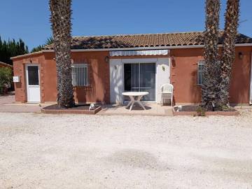 Gîte pour 5 personnes, avec terrasse à Pia