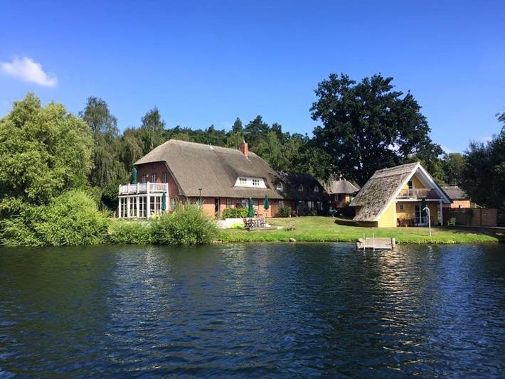Ferienwohnung für 5 Personen, mit Sauna und Seeblick sowie Garten und Ausblick, kinderfreundlich - 1