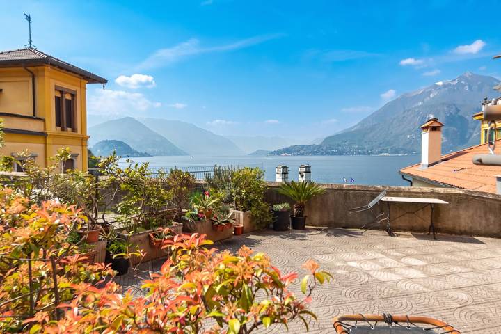 Ferienwohnung für 4 Personen, mit Terrasse und Kinderpool sowie Seeblick in Gemeinde Varenna