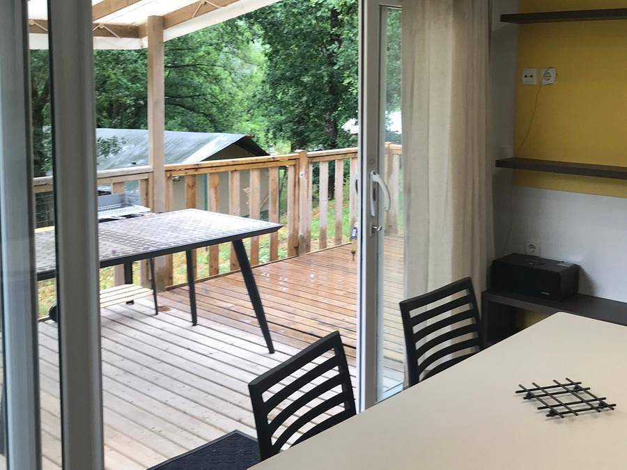 Camping La Prade - Mobilhome 8 personnes - Via Aurea Privilege 40 M² Av Clim in Saint-André-de-Najac, Aveyron