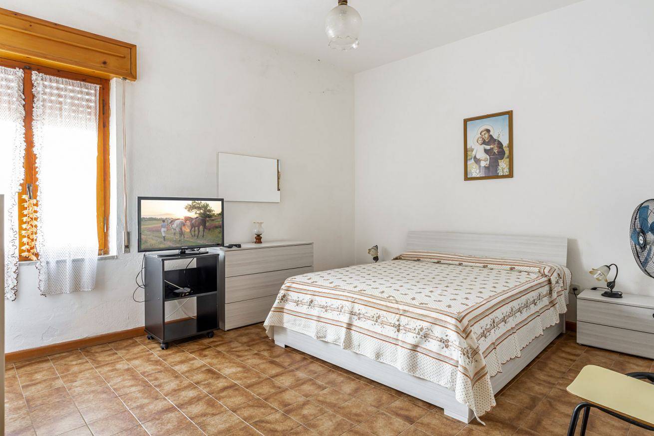 Appartamento intero, Spiaggia di Buggerru-Roomy Apartment with Balcony! in Buggerru, Costa Verde (Sardegna)