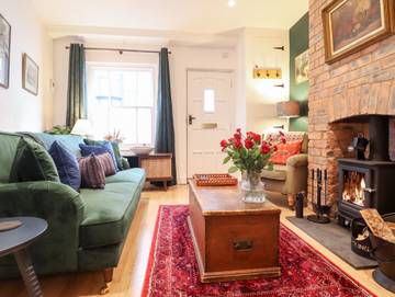 Log Cabin for 4 People in Llangollen, Denbighshire, Photo 4