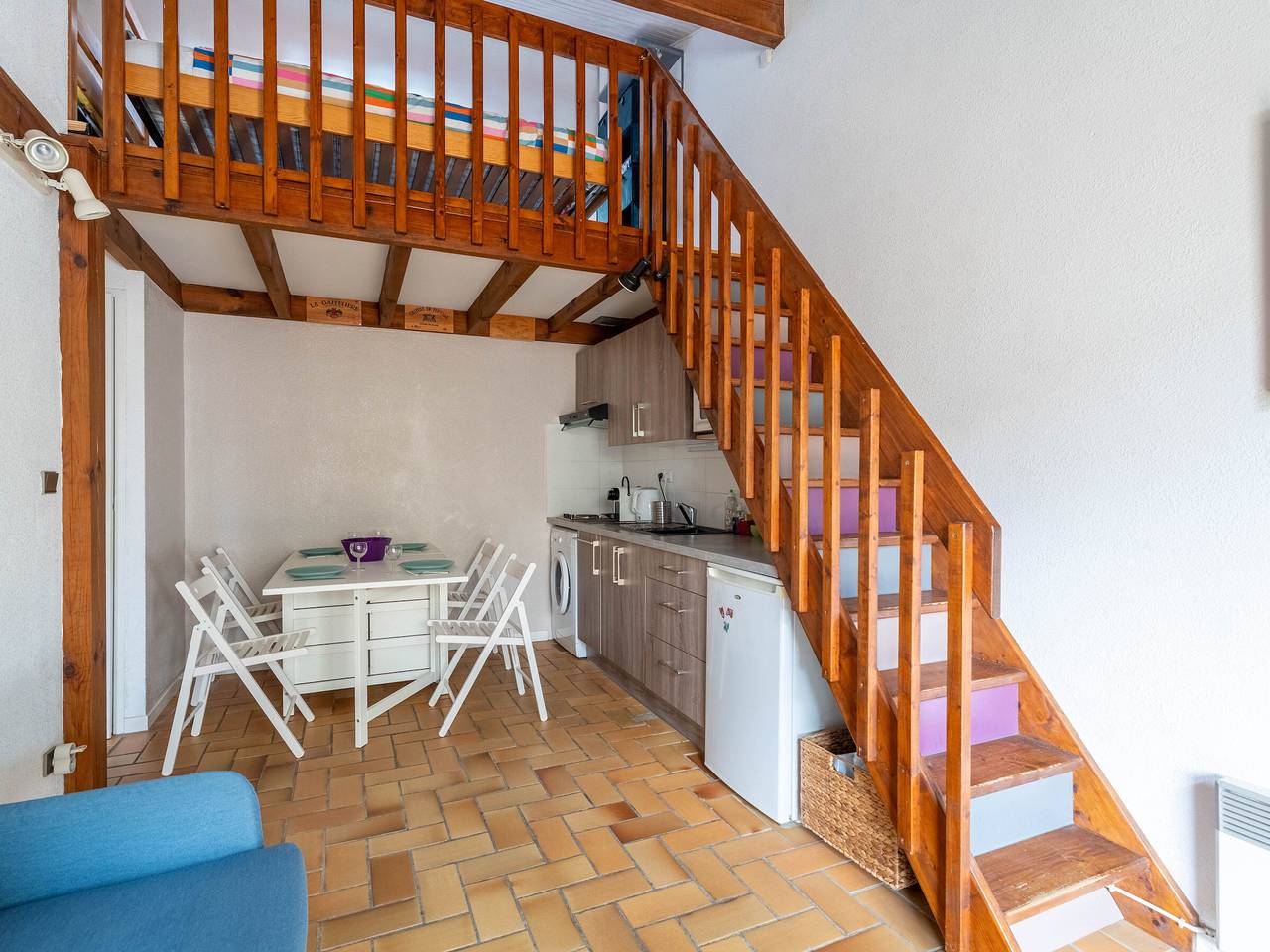 Entire apartment, Duplex apartment steps from the ocean for 4 people, private courtyard, cleaning included in Biscarrosse Plage, Biscarrosse