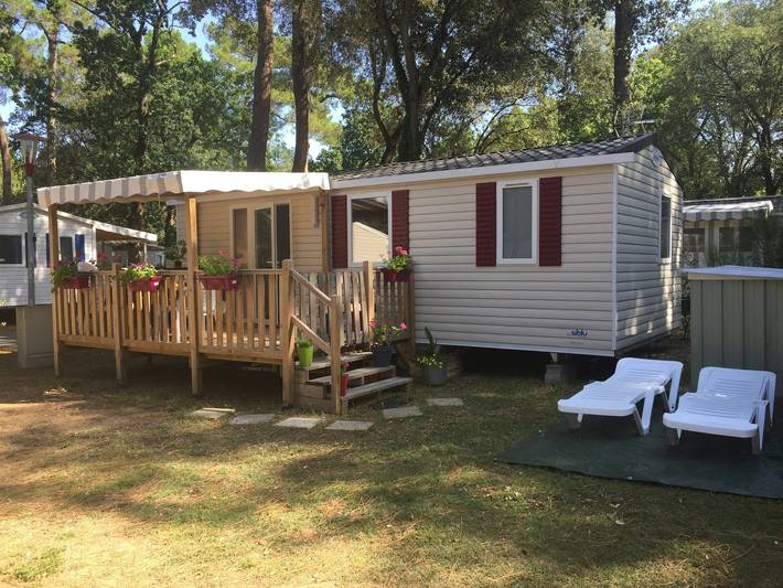 Bungalow für 6 Personen, mit Pool und Terrasse in Saint-Brevin-les-Pins