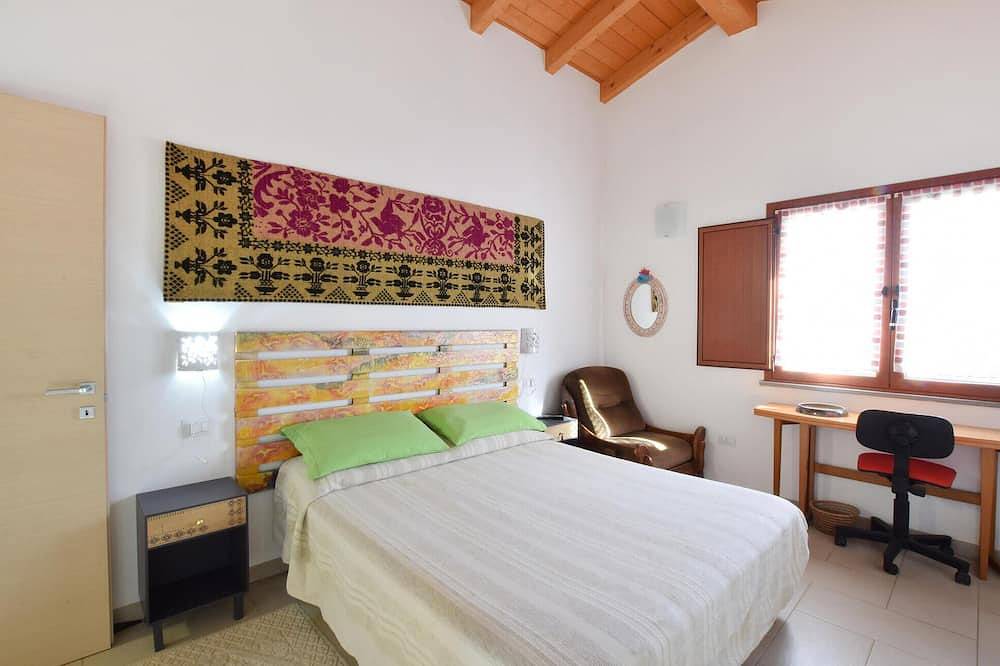 Entire apartment, 2 bedroom amazing apartment in Riola Sardo in Baratili San Pietro, Stagno di Càbras