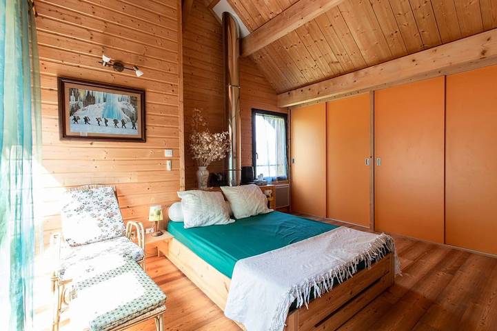Gîte pour 12 personnes, avec jardin et balcon, animaux acceptés à Crots - 2