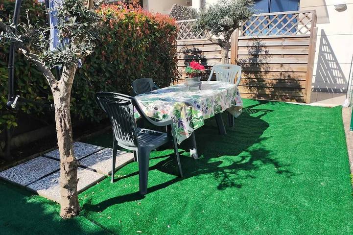 Chambre d’hôte pour 2 personnes, avec Jardin à Fontanafredda
