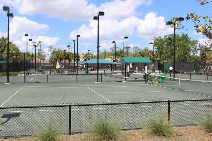 Vacation rental for 4 people, with pool and hot tub as well as terrace in Fort Myers