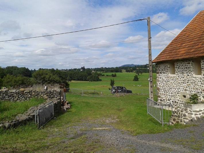 Gîte pour 5 personnes, avec vue et jardin à Champagnac - 3