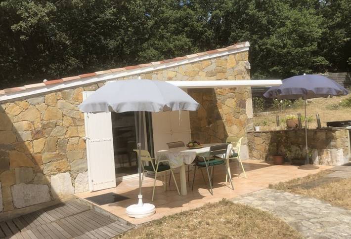 Gîte pour 2 personnes, avec jardin et terrasse, animaux acceptés dans le Var - 2