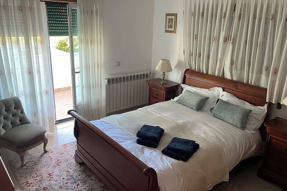 Stunning Town Villa close to beach and Golf courses in Caldas da Rainha, Leiria District