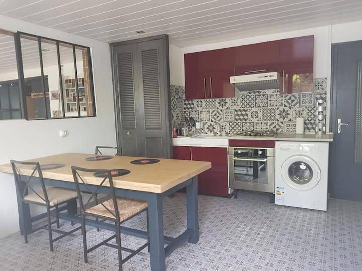 Appartement de vacances entier, Deluxe Double Room with Shower in Nogent, Haute-Marne