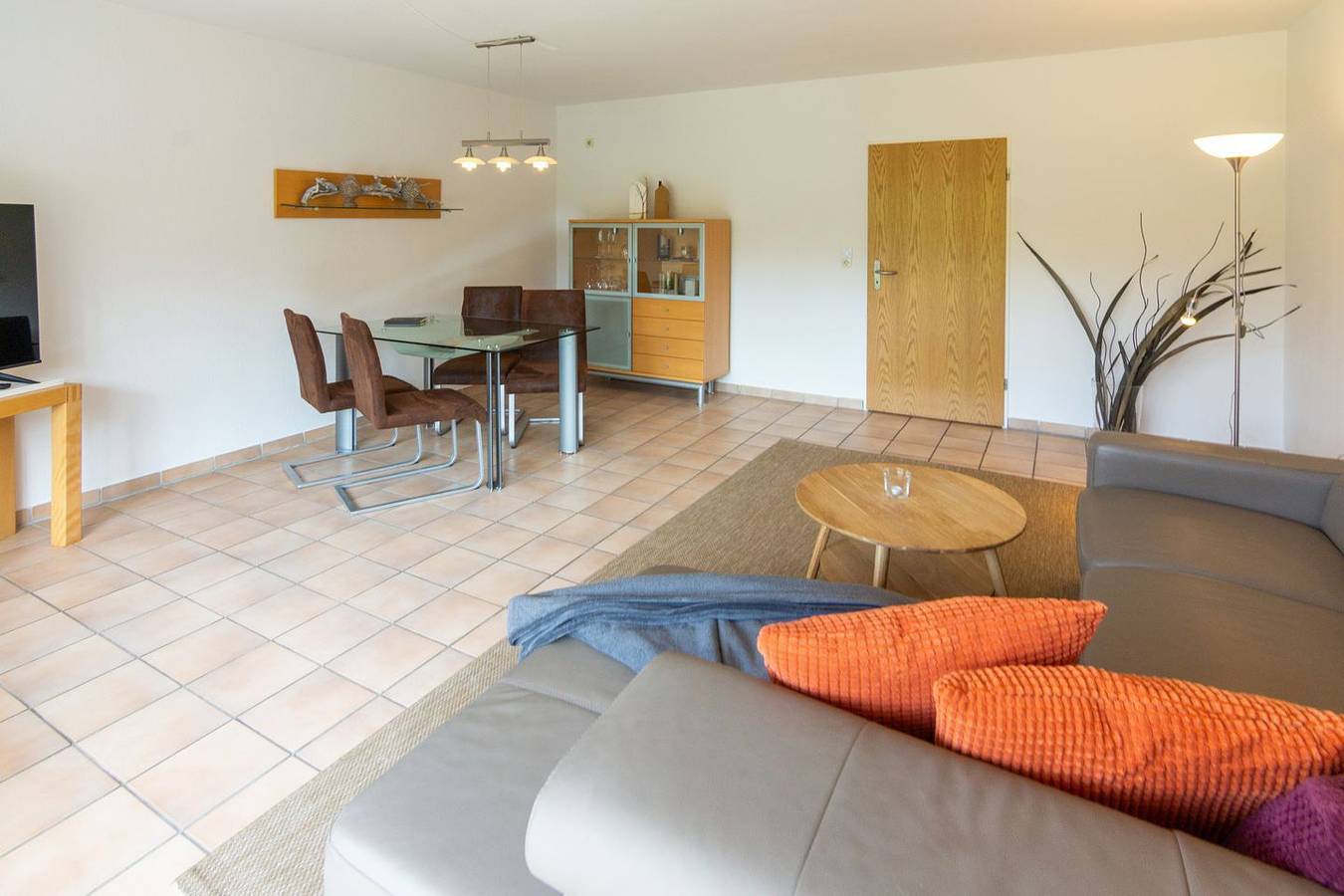 Ganze Wohnung, Gemütliche Ferienwohnung Meeresbrise mit Terrasse in Dornum (Stadt), Dornum
