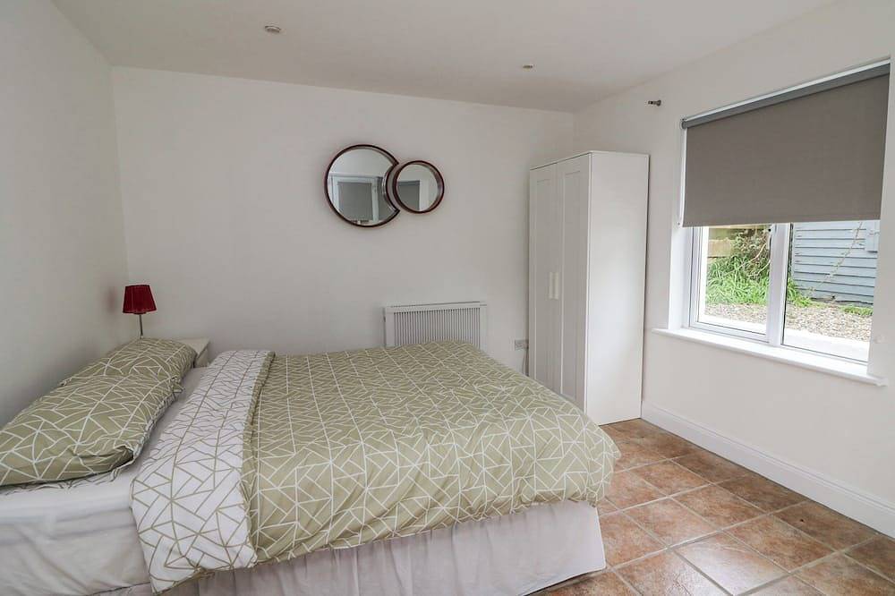 Bayside Cottage, pet friendly in Rosslare Strand, County Wexford in Rosslare, County Wexford