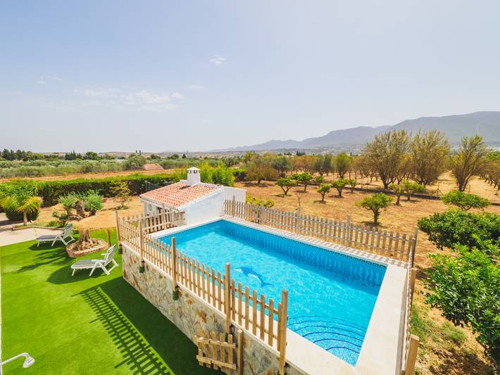 Villa voor 6 personen, met tuin en terras in Alhaurín el Grande
