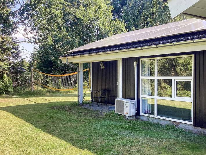 Ferienhaus für 12 Personen, mit Terrasse und Garten sowie Pool und Sauna in Marielyst - 4