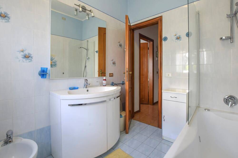2 bedroom stunning home in Lido di Camaiore in Lido di Camaiore, Camaiore (Toscana)