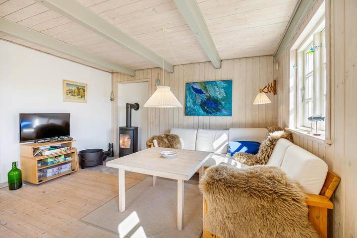 Charmantes Ferienhaus in Søndervig, nur 25 m zum Strand in Søndervig, Holmsland Klit