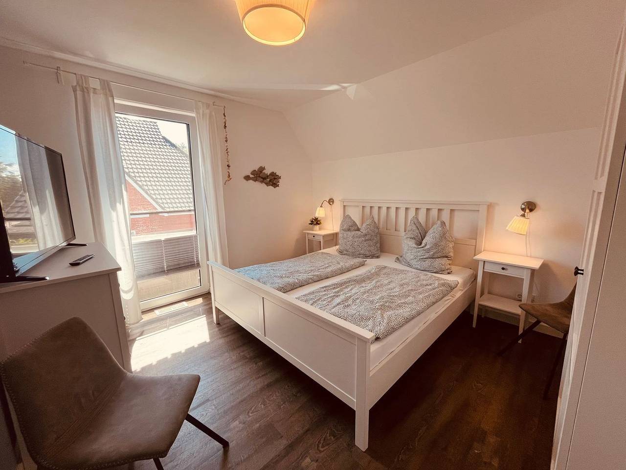 Niege Schueuen - Terrasse, Garten, Hunde erlaubt Sauna, Kamin, Tischkicker, Wlan in Born a. Darß, Born am Darß