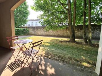 Gîte pour 4 personnes, avec terrasse à Senlis