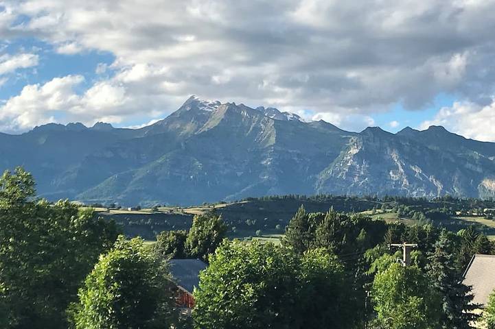 Appartement entier, Ancelle , La Montagne Et Les Quatre Saisons in Ancelle, Parc national des Écrins