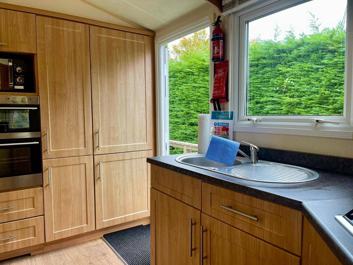 Severnside Boat and Caravan Park Gloucestershire - Caravan 1 in Gloucestershire