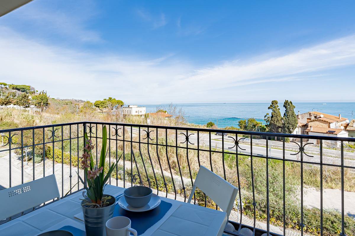 Appartamento intero, Cintioni a mare C9 - Yourplace Abruzzo in Spiaggia di Calata Cintioni, San Vito Chietino