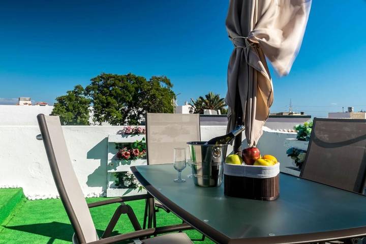 Casa rural para 9 personas, con Balcón además de Terraza y Vistas en Santa Lucía de Tirajana - 2