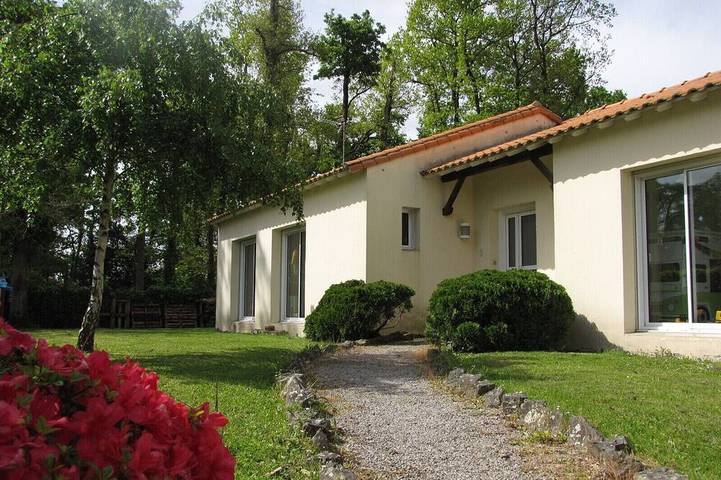 Casa de vacaciones para 6 personas, con jacuzzi además de jardín y terraza - 1
