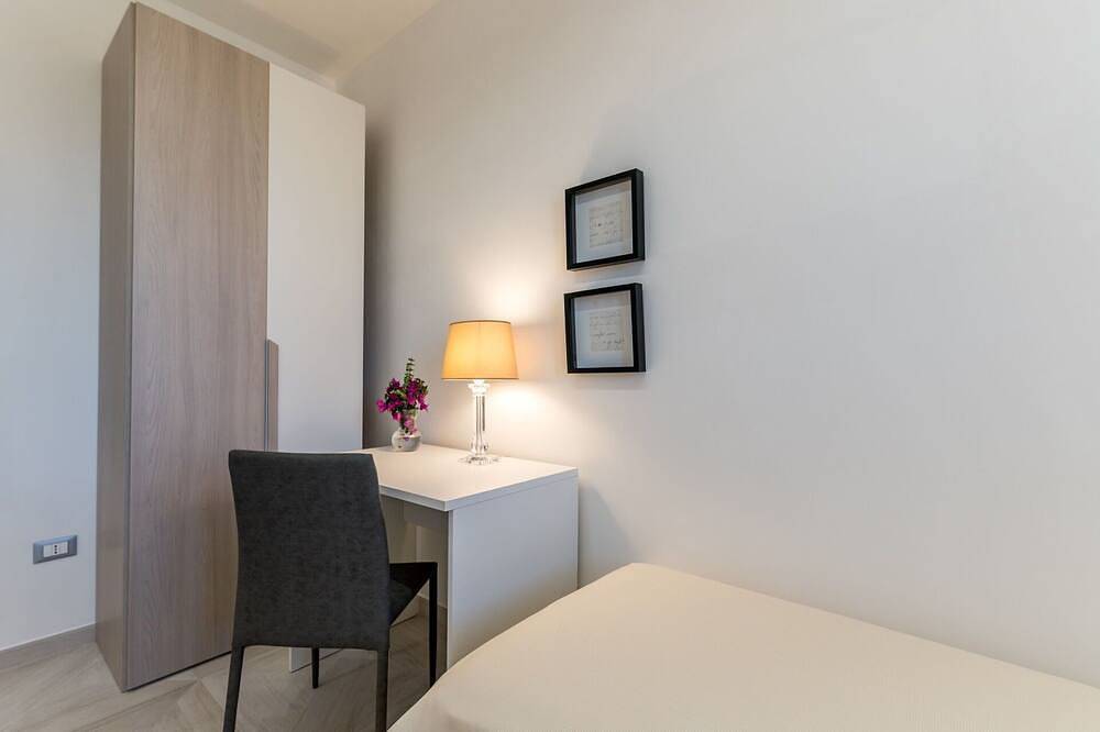 Stunning private villa with private pool, A/C, Wifi, Tv, veranda and panoramic view, close to Os... in San Vito dei Normanni, Salento