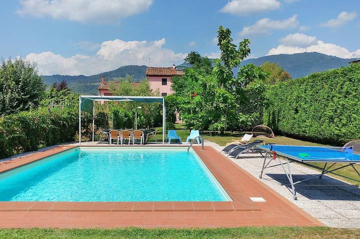 Villa pour 6 personnes, avec jardin à Capannori