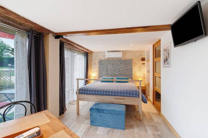 Chambre d’hôte pour 2 personnes, avec piscine et jardin à Puisseguin - 2