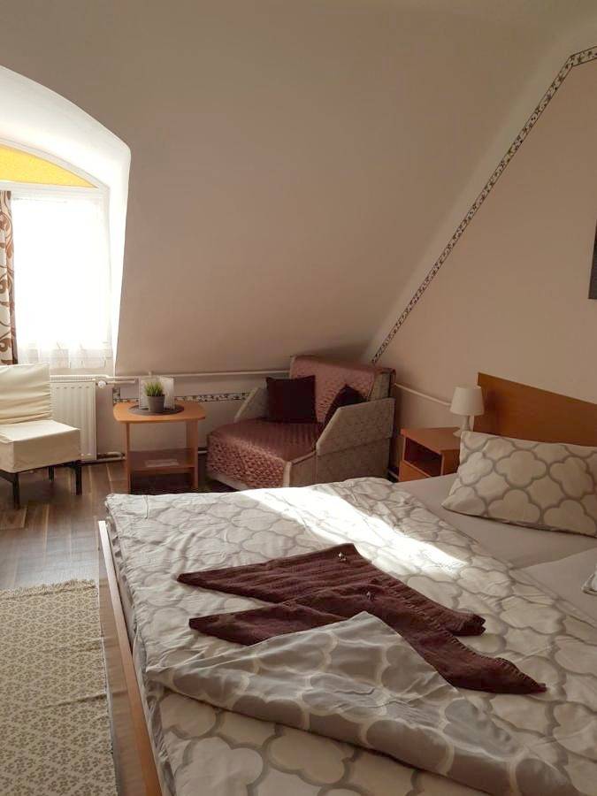 Location de vacances pour 4 personnes, avec terrasse à Tatabánya - 3