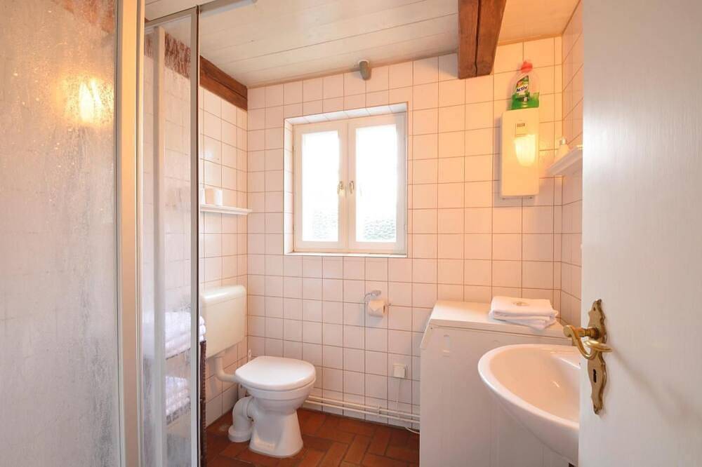 Ganze Wohnung, Kapitän Hansen Haus- Erdgeschoss - Ferien in dem Künstlerdorf Oldsum in Süderende, Föhr
