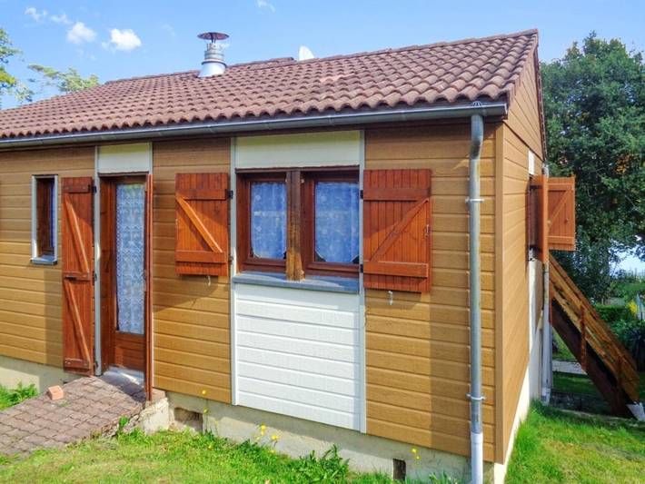 Gîte pour 6 personnes, avec piscine ainsi que jardin et vue sur le lac, animaux acceptés dans Lac de Saint-Étienne-Cantalès - 3
