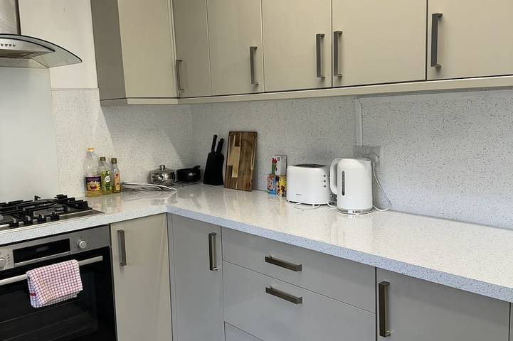 Holiday rental for 4 people, with garden in Cardiff
