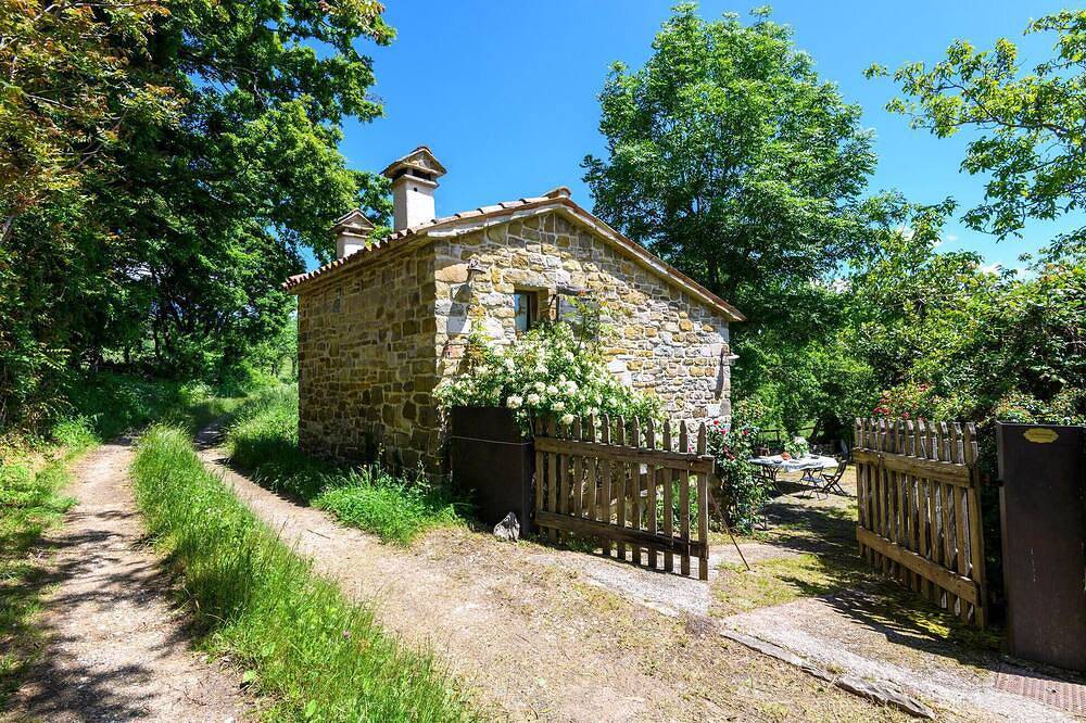 1 bedroom nice home in Villagrande di Monteco in Montecopiolo, Pesaro-Urbino