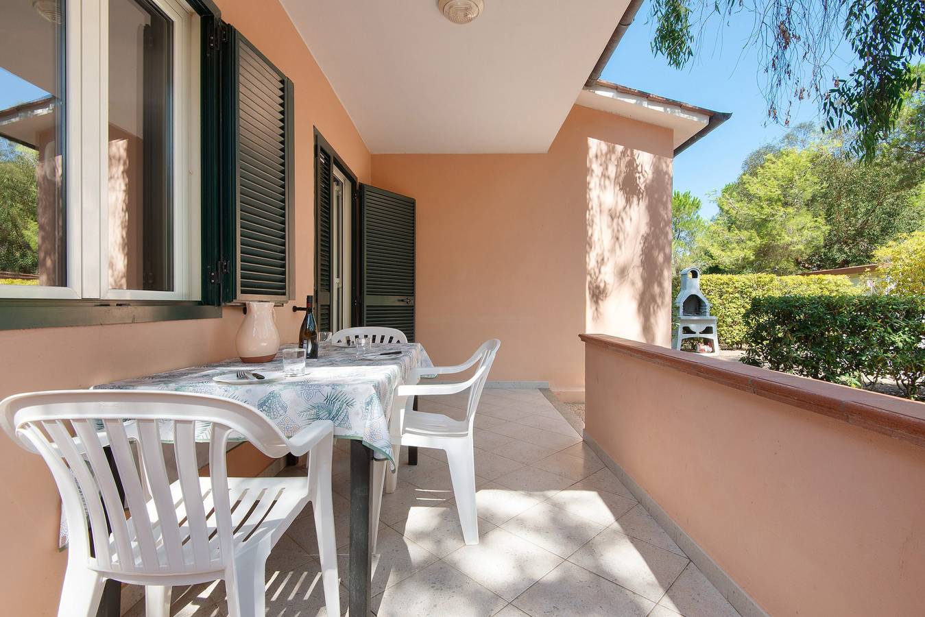 Cały apartament, Two-room Apartment with Veranda and Garden 100m from the Sea - Villaggio Sole e Mare in Nisporto, Riotorto