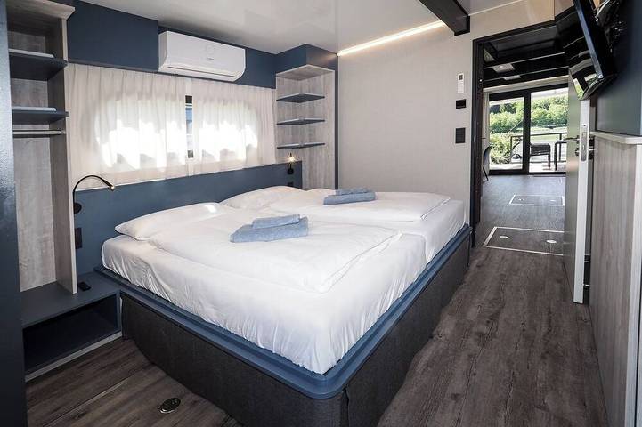 Hausboot für 4 Personen, mit Terrasse in Bayern - 2