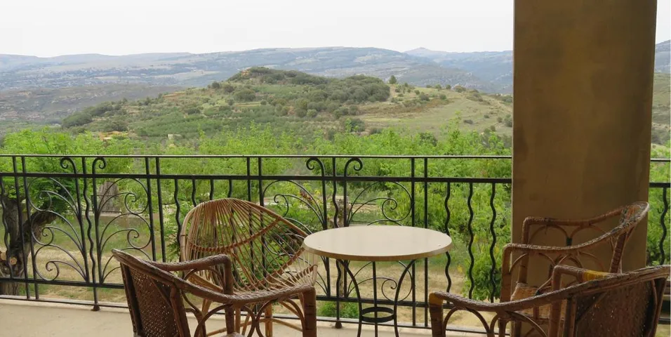 Ferienwohnung für 2 Personen, mit Terrasse und Ausblick sowie Garten - 1