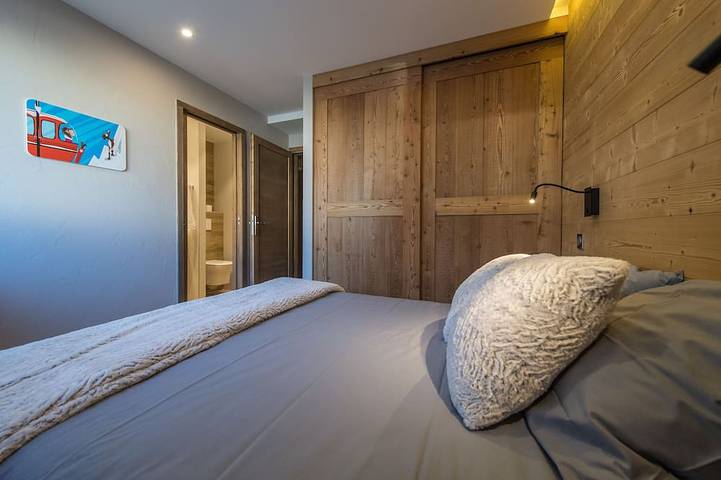 5 * rated chalet of 335m2, on the slopes, swimming pool & cinema in La Toussuire, Fontcouverte-la-Toussuire