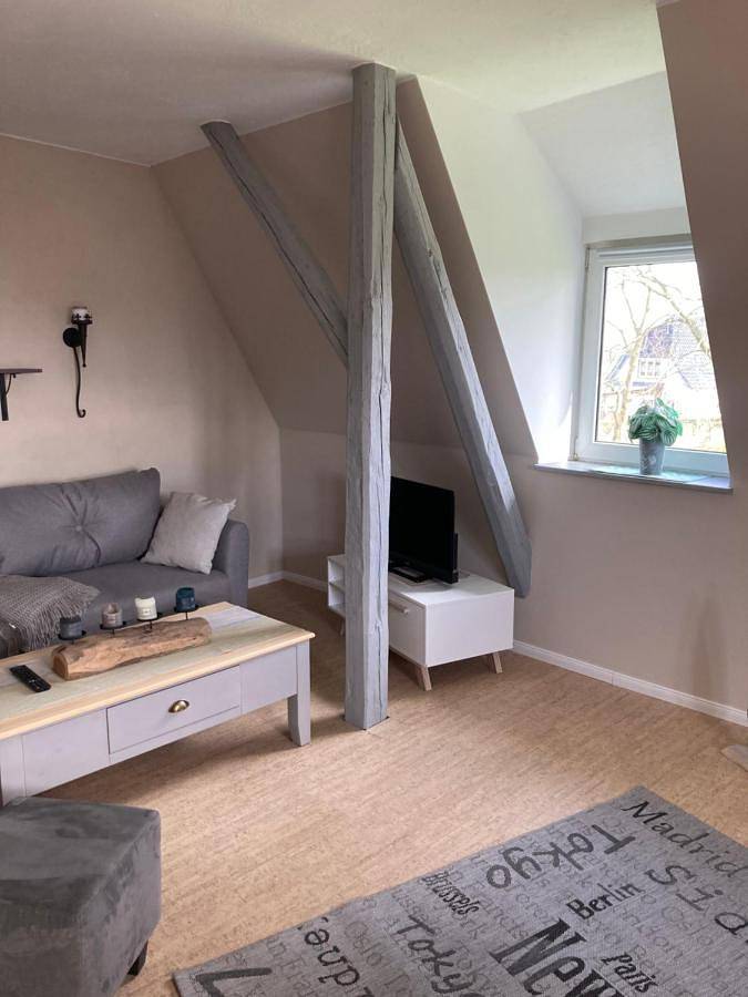 Ferienwohnung für 3 Personen, mit Terrasse und Garten sowie Ausblick in Oersberg - 2